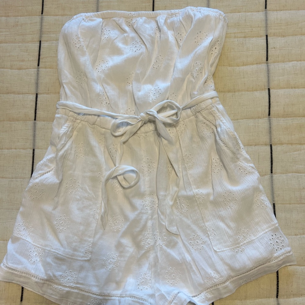 American Eagle Romper ✨New with tags✨